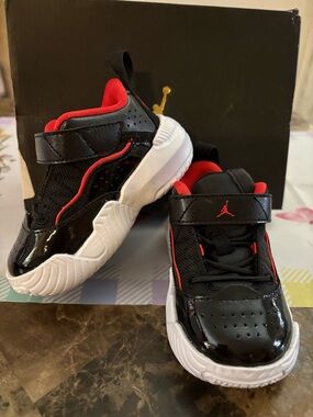 New In Box Jordan Stay Loyal (TD) Size 5C